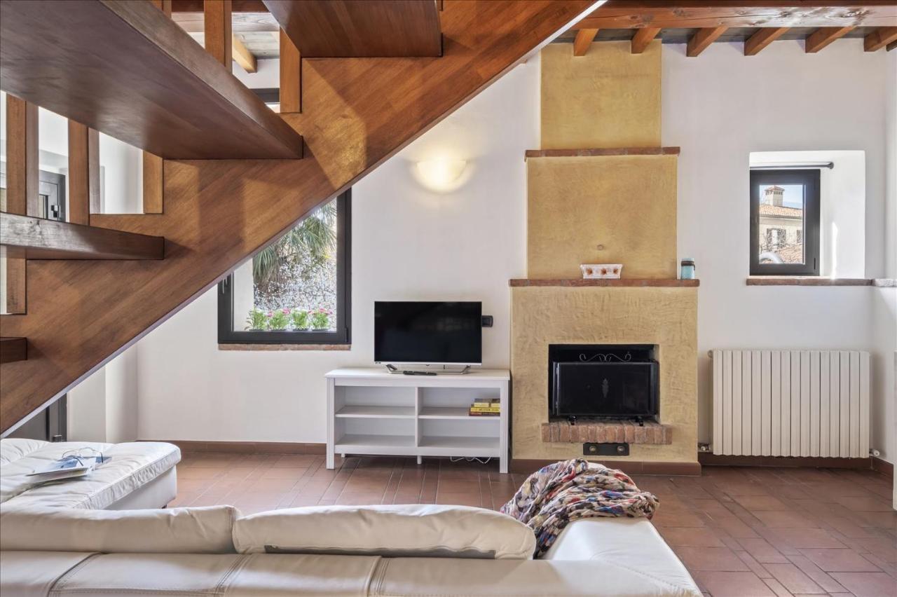 I Balconi Apartment Iseo Ngoại thất bức ảnh